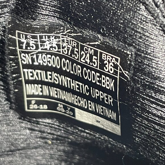 Skechers Ultra Flex Weekend Trip Womens Size 7.5 Shoes Black Slip On Sneakers - Picture 13 of 13